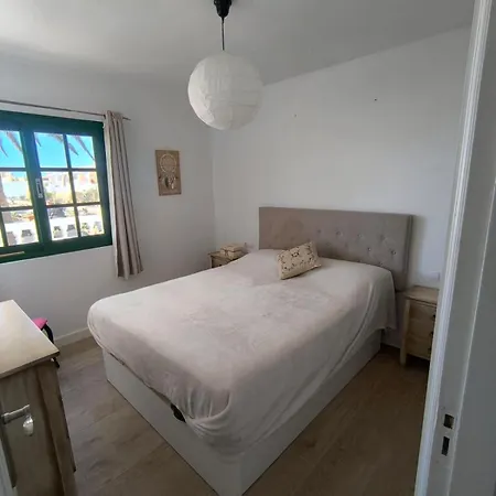 Mon Soleil, 2 Bedrooms, Sea View And Pool 코스타 데 안티과